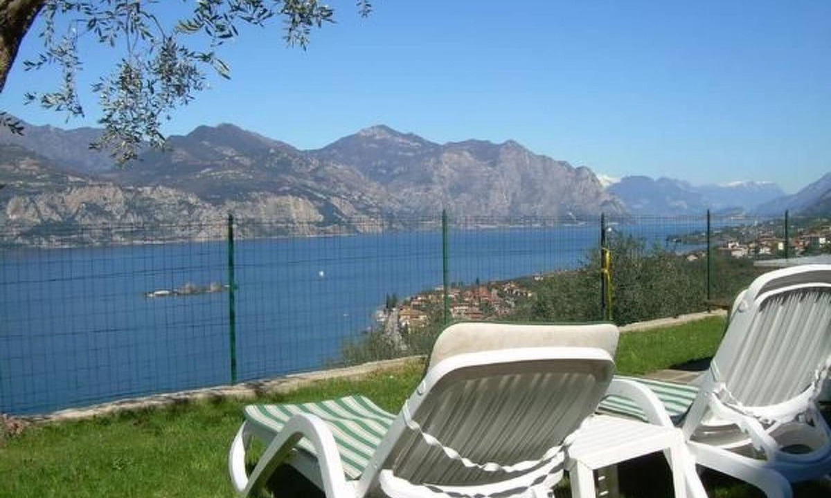 Castelletto Apartment | Apartment by Interhome