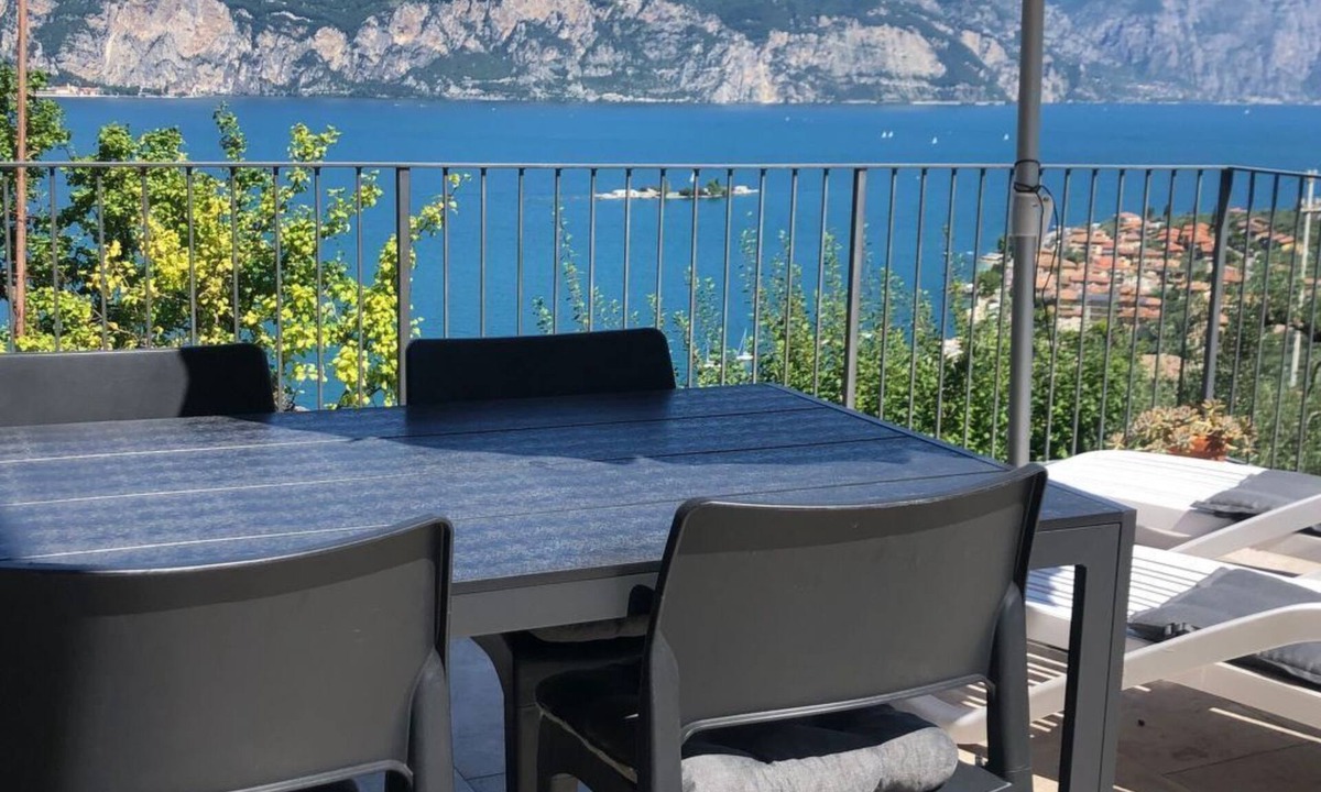 Castelletto Apartment | Apartment by Interhome