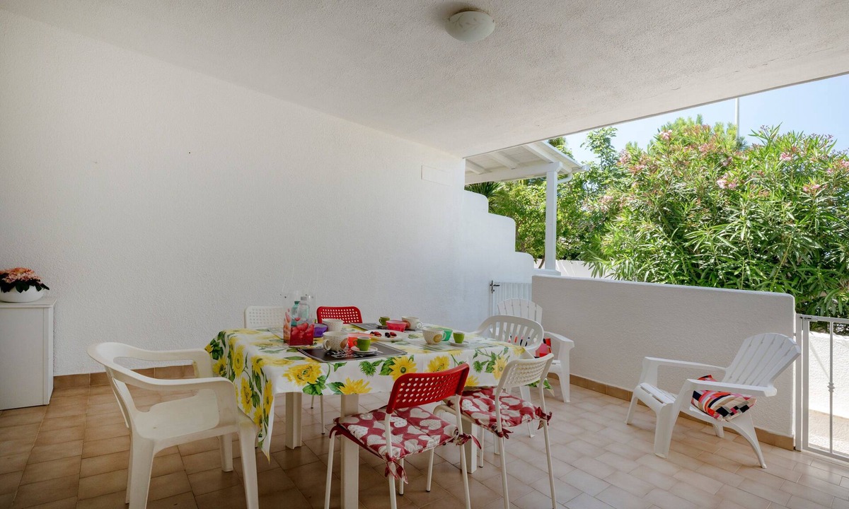 Capitolo Apartment | Apartment 'Calce Bianca Apulia' with Balcony, Wi-Fi and Air Conditioning