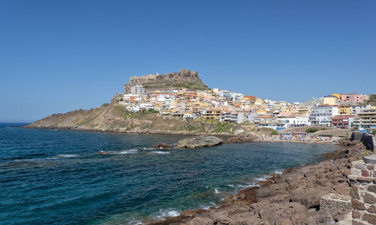 Castelsardo Historic Centre Apartment | Apartment 'Castelsardo Sul Mare In Relax' with Balcony