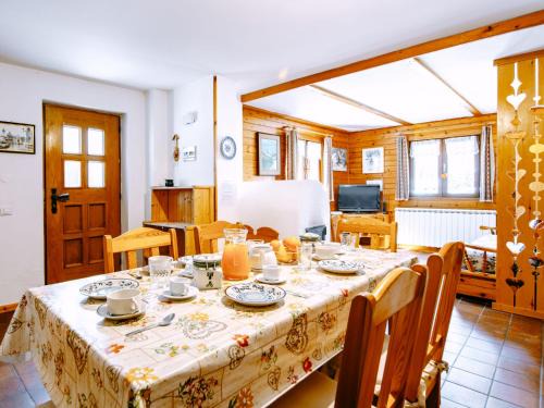 Penia Apartment | Apartment Cesa Veja by Interhome