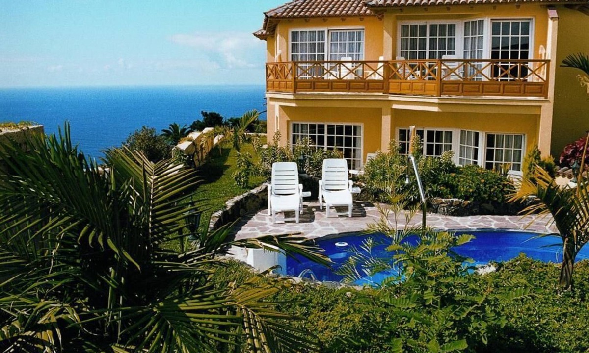 Santa Ursula Condo | Apartment complex Villasol -Tenerife