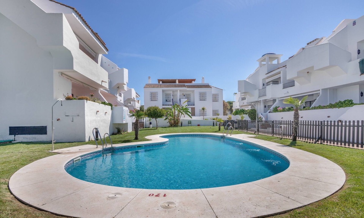 Isla Cristina Apartment | Apartment 'Con Piscina En Playa Islantilla' with Sea View, Shared Pool and Wi-Fi