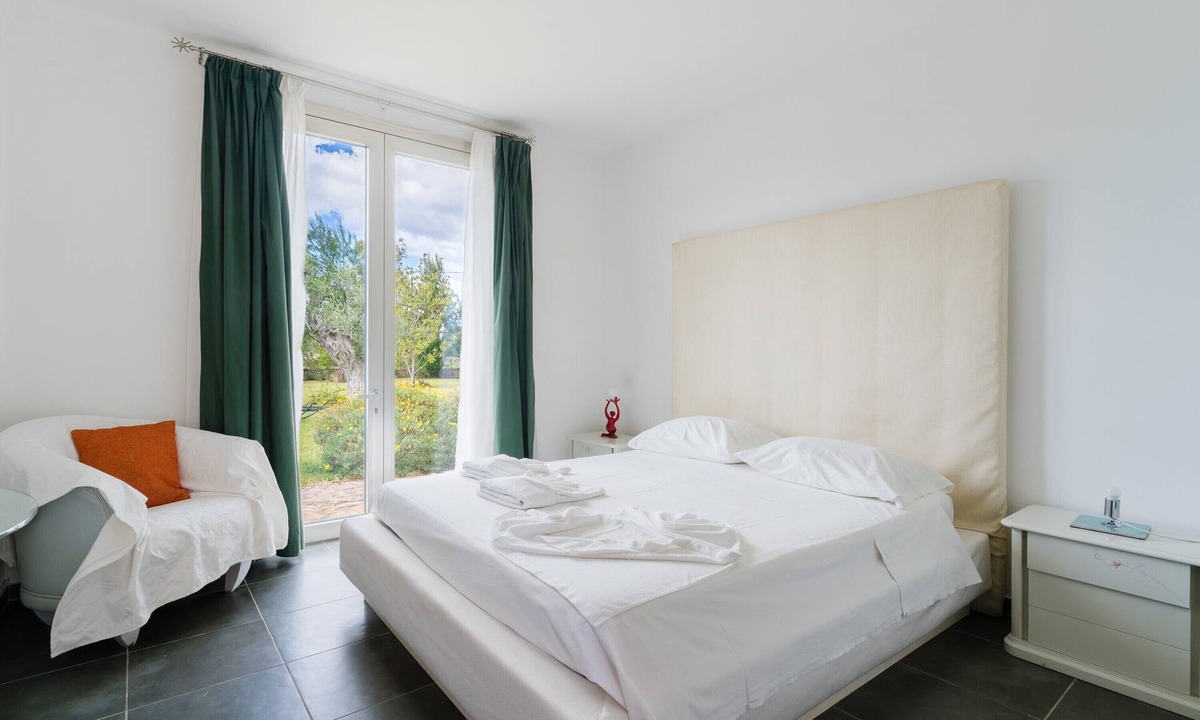 Tuglie House | Apartment 'Core Resort - Familiare Rossa' with Pool, Wi-Fi, and Air Conditioning