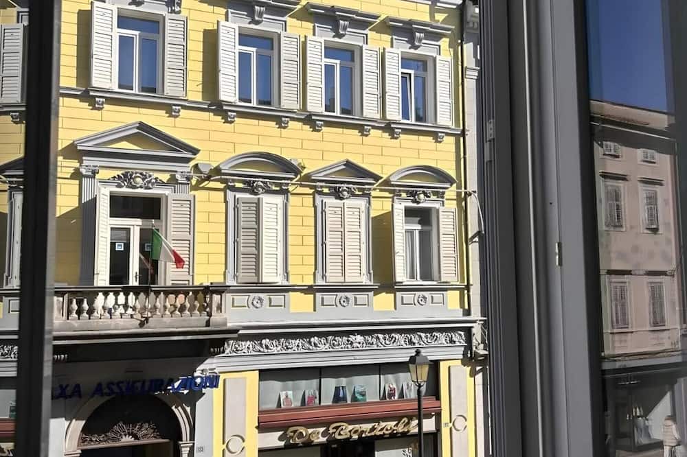 Gorizia Apartment | Apartment 'Corso' with Wi-Fi