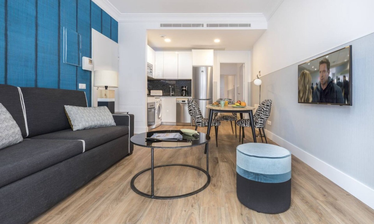 Cortes House | Apartment