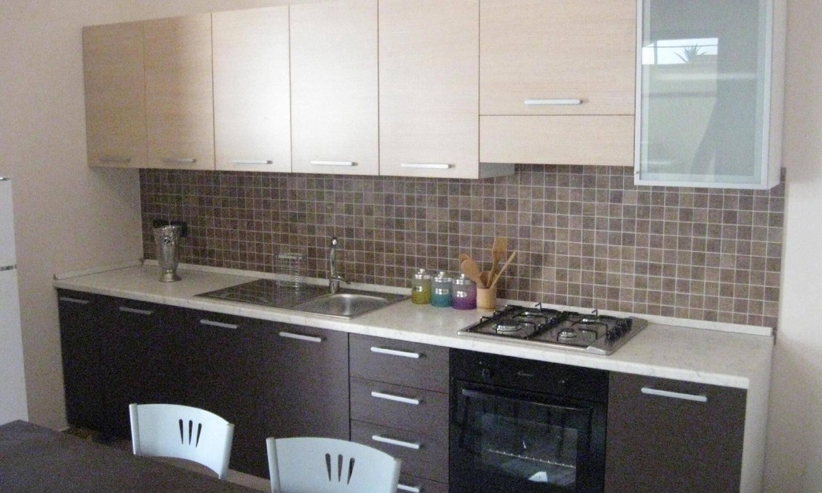 Locri Apartment | Apartment 'Eutimo' with washing machine and dishwasher