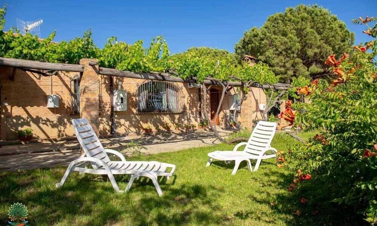Borgia Apartment | Apartment-Executive-Ensuite with Shower-Garden view-Ulivo