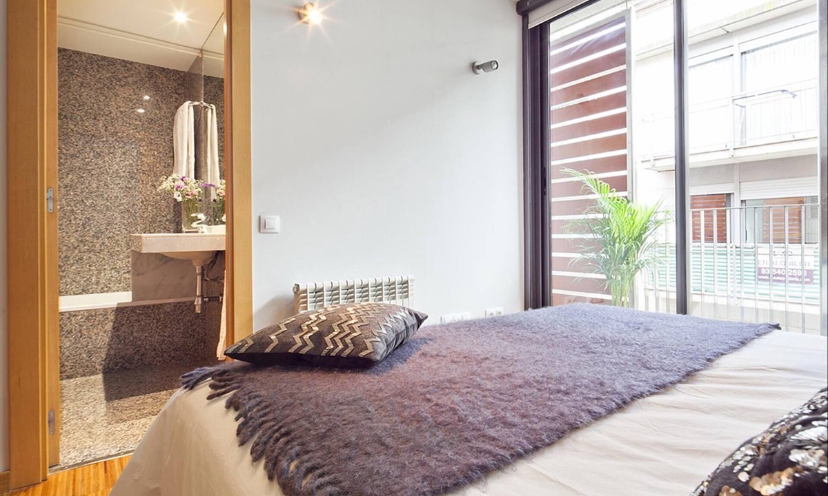 El Putget i Farro Apartment | Apartment featuring a private terrace near Park Güell