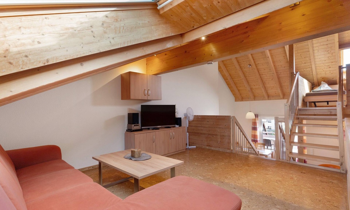 Nesselried Apartment | Apartment 'Ferienwohnung Mirabelle' with Shared Garden, Balcony and Wi-Fi