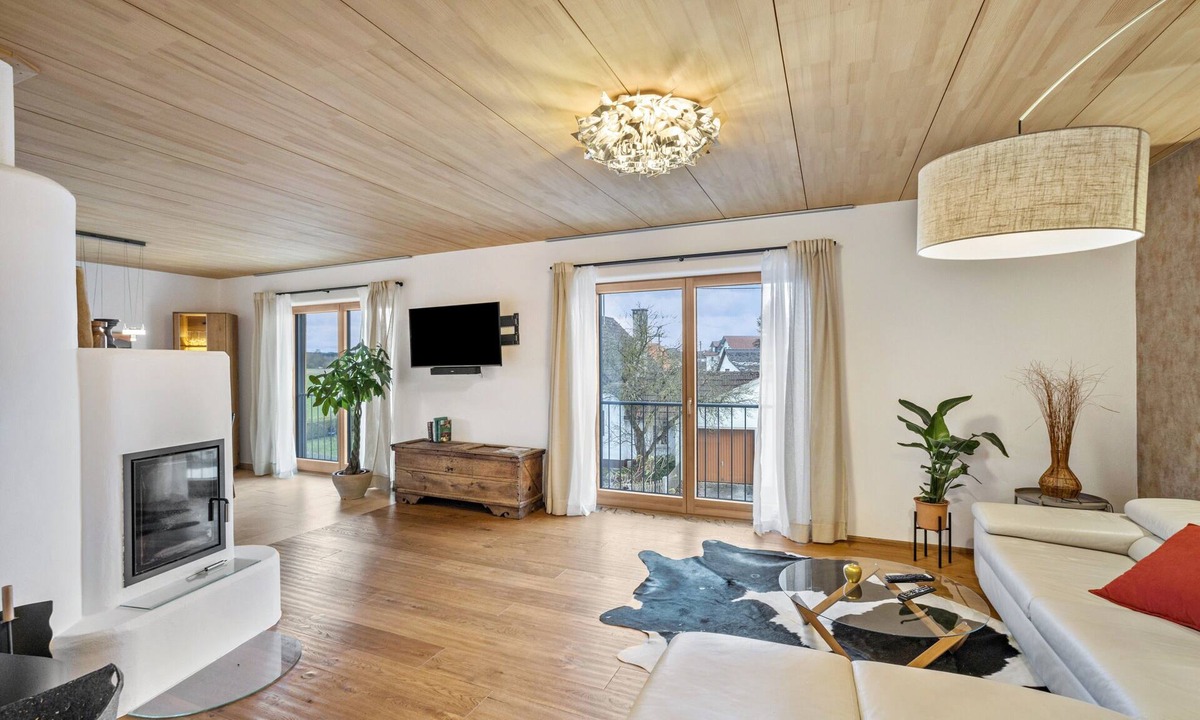 Penzing Apartment | Apartment 'Ferienwohnung Mit Herz Und Holz' with Balcony and Wi-Fi