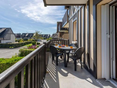 Cabourg Apartment | Apartment Fleur Marine-30 by Interhome
