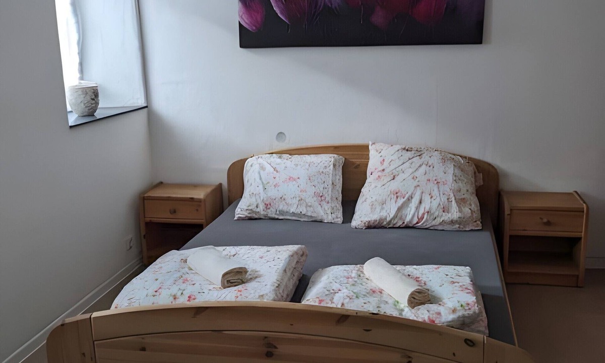 Baustert Apartment | Apartment for 4 People in the Eifel with Balcony and Garden