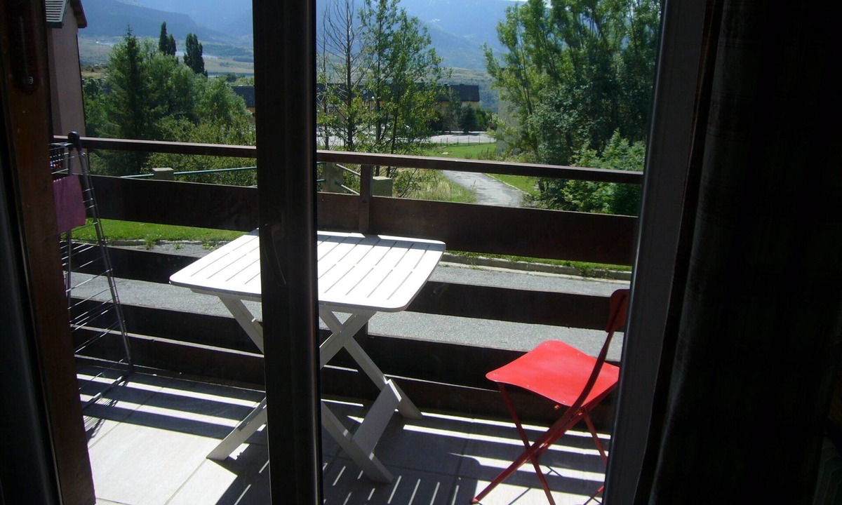 Font-Romeu-Odeillo-Via Apartment | APARTMENT F 3 SOUTH FACING BALCONY WITH FONT ROMEU WI FI
