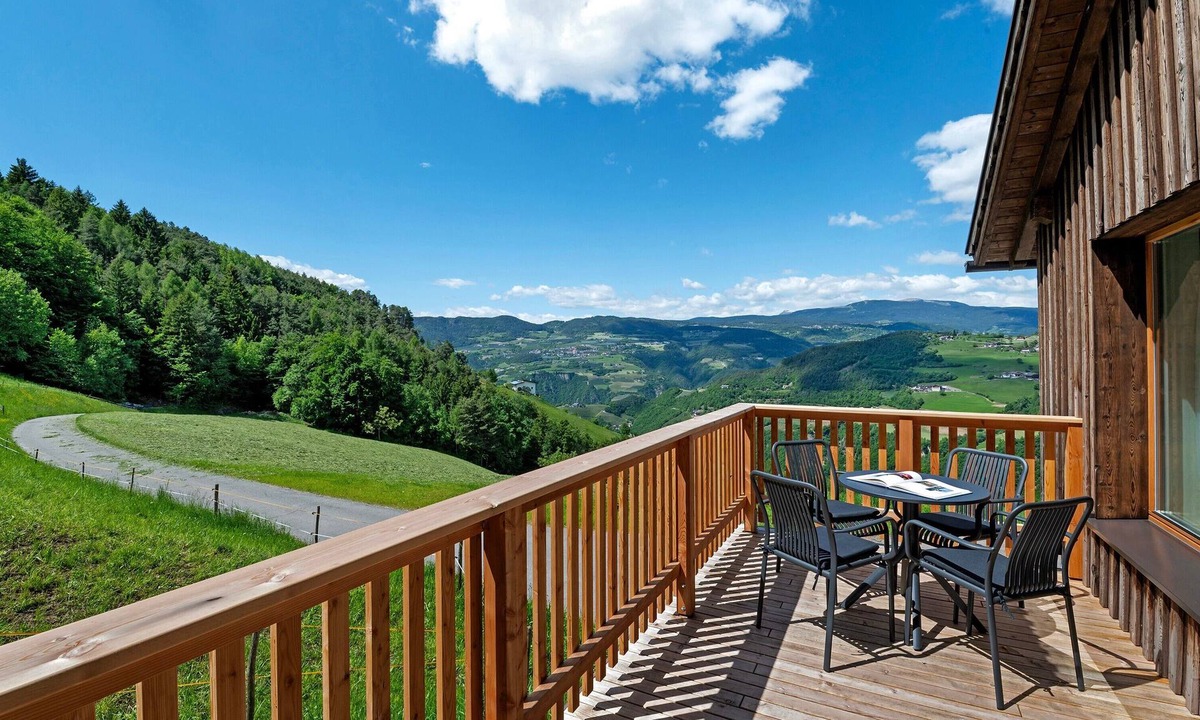 Brie Apartment | Apartment 'Franz' with Mountain View, Private Terrace and Wi-Fi