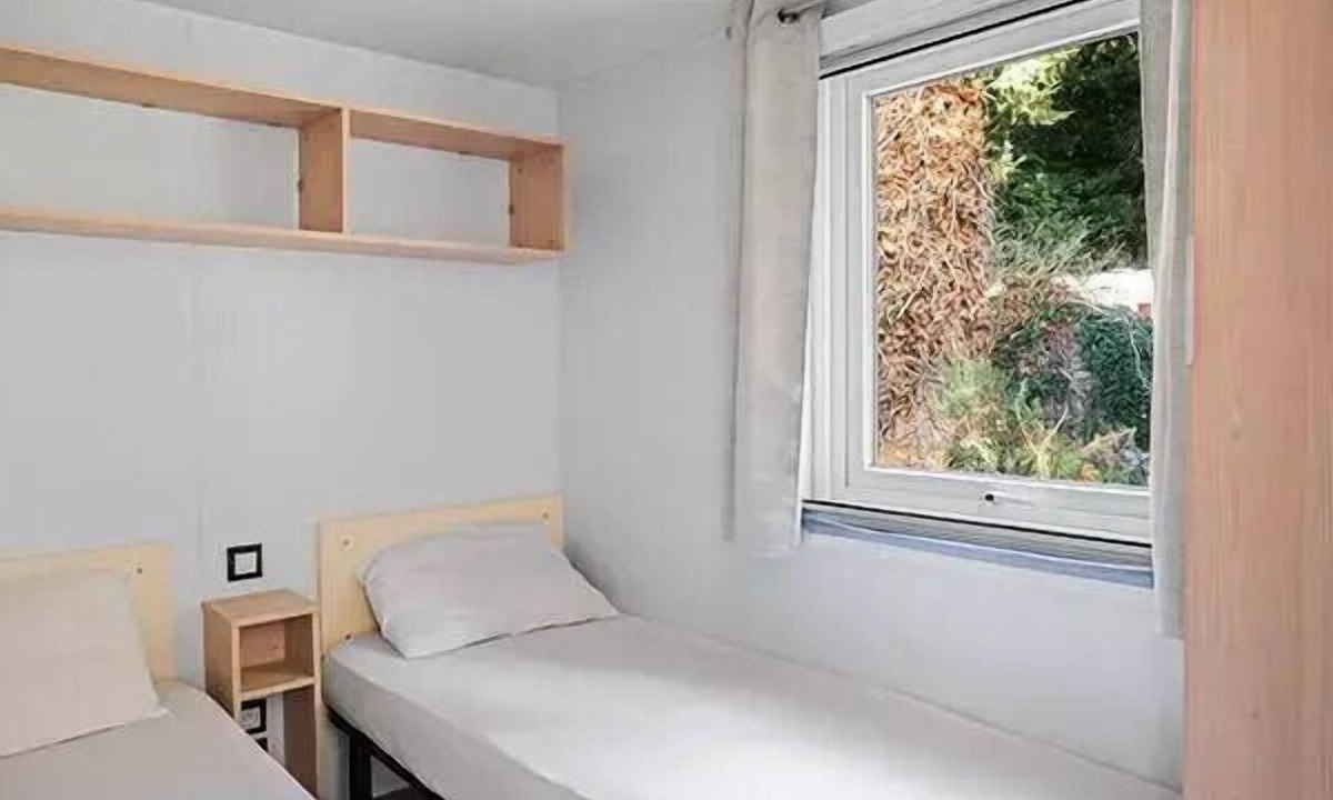 Landevieille House | Apartment