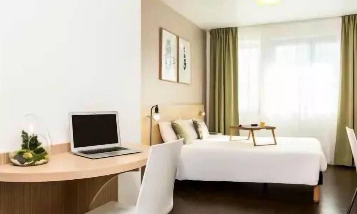 Maisons-Alfort Apartment | Apartment