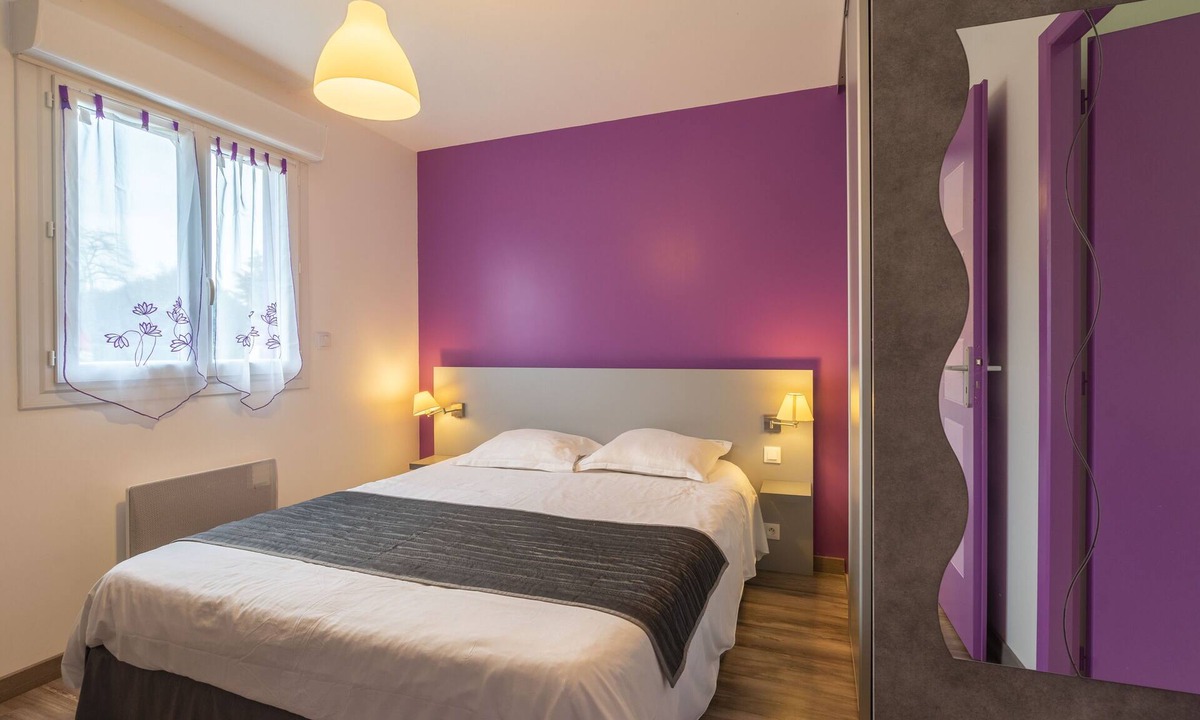 Saint-Simon-de-Bordes Apartment | Apartment 'Le Clos Du Champ De L'Amour - Fouras' with Private Pool, Wi-Fi, and Air Conditioning