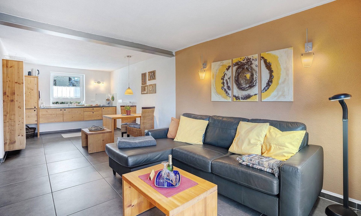 Bad Waldsee Apartment | Apartment 'Gartenglück' with Private Terrace