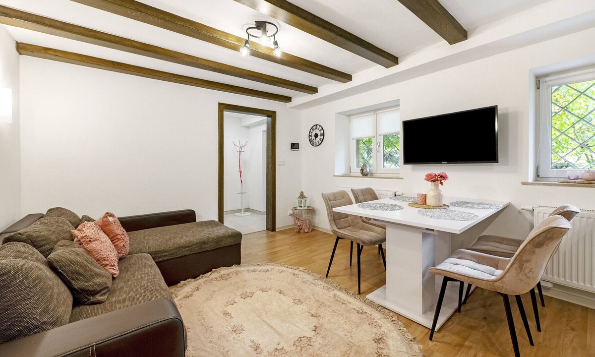 Neunkirchen Apartment | Apartment 'Green House' with Private Terrace, Private Garden and Wi-Fi