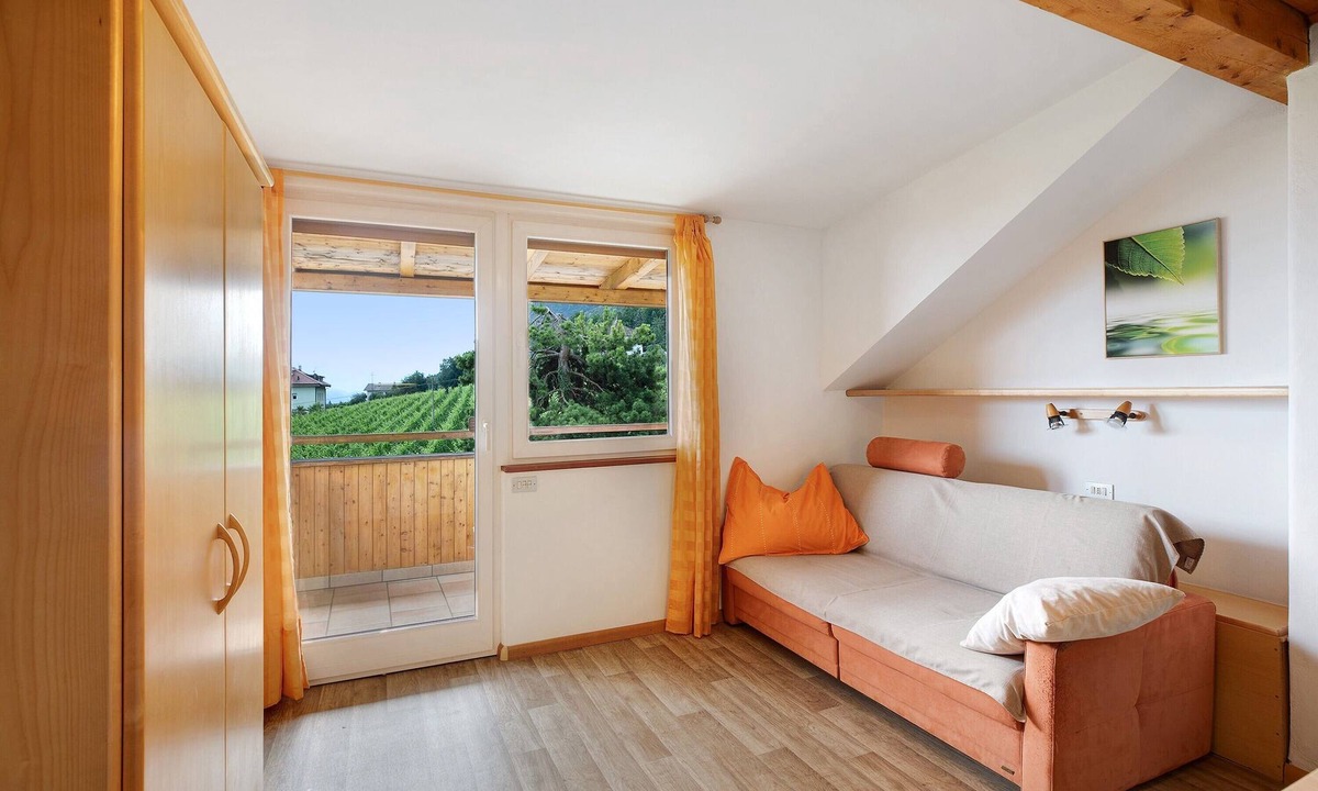 Berg/Monte Apartment | Apartment 'Harmony Apt 1' with Mountain View, Shared Garden and Wi-Fi