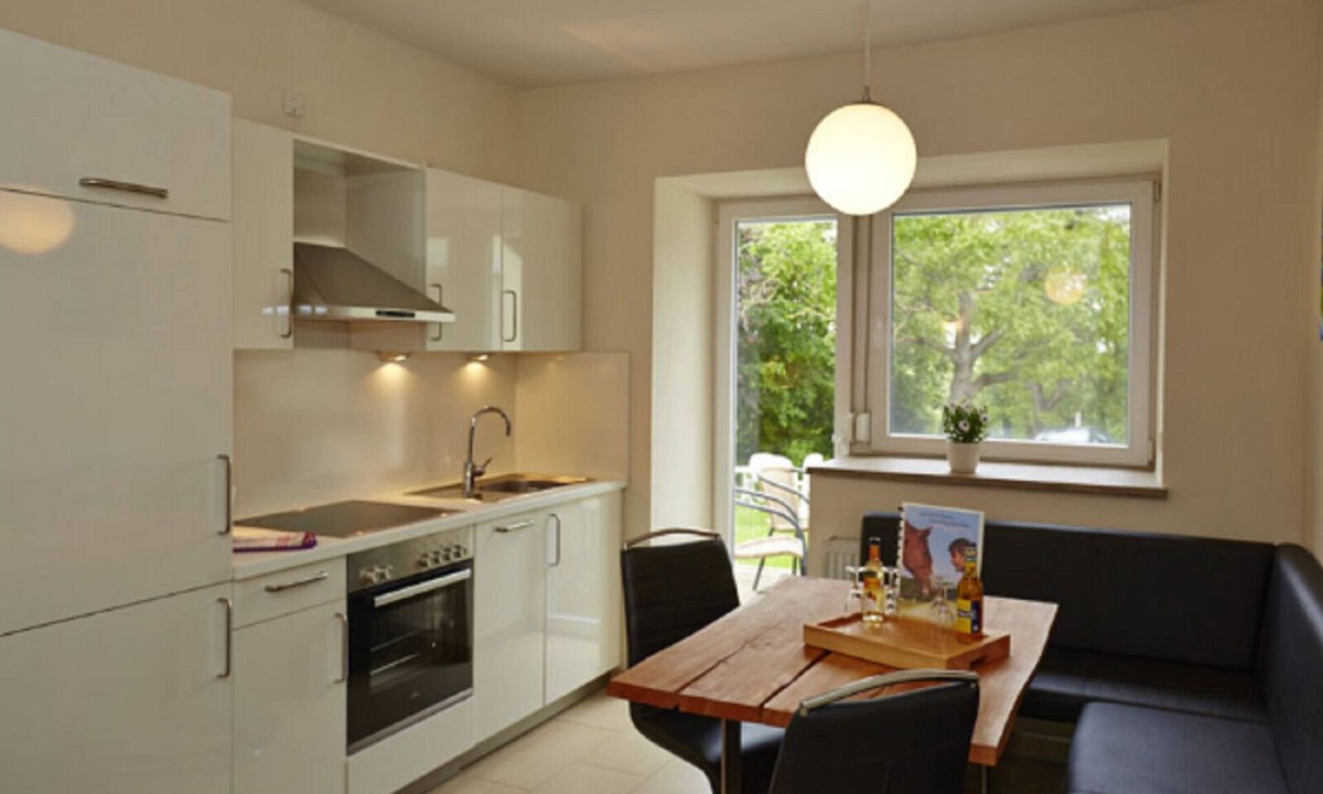 Igersheim Apartment | Apartment Heinrichsruhe with two bedrooms and balcony