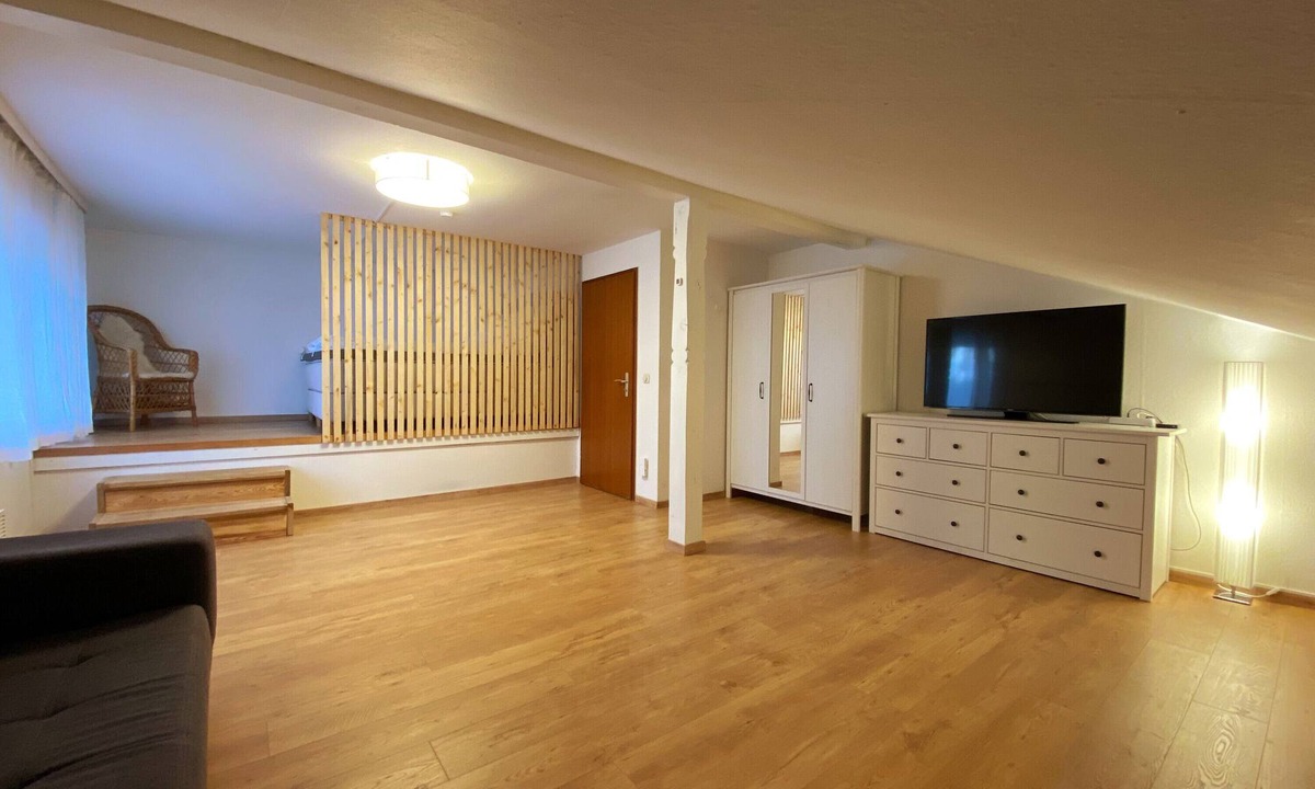 Munchen District Apartment | Apartment 'Im Münchner-süden' with Private Terrace, Private Garden and Wi-Fi