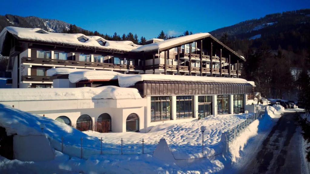 Hinterthal Apartment | Apartment im Wellnesshotel an der Piste, Sauna, Pool, Frühstück All-Inclusive möglich