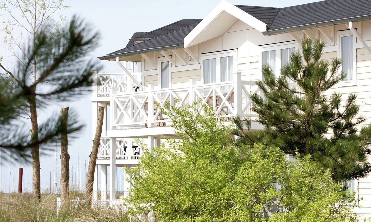 Hellevoetsluis Apartment | Apartment in Cape Helius by the Waterside