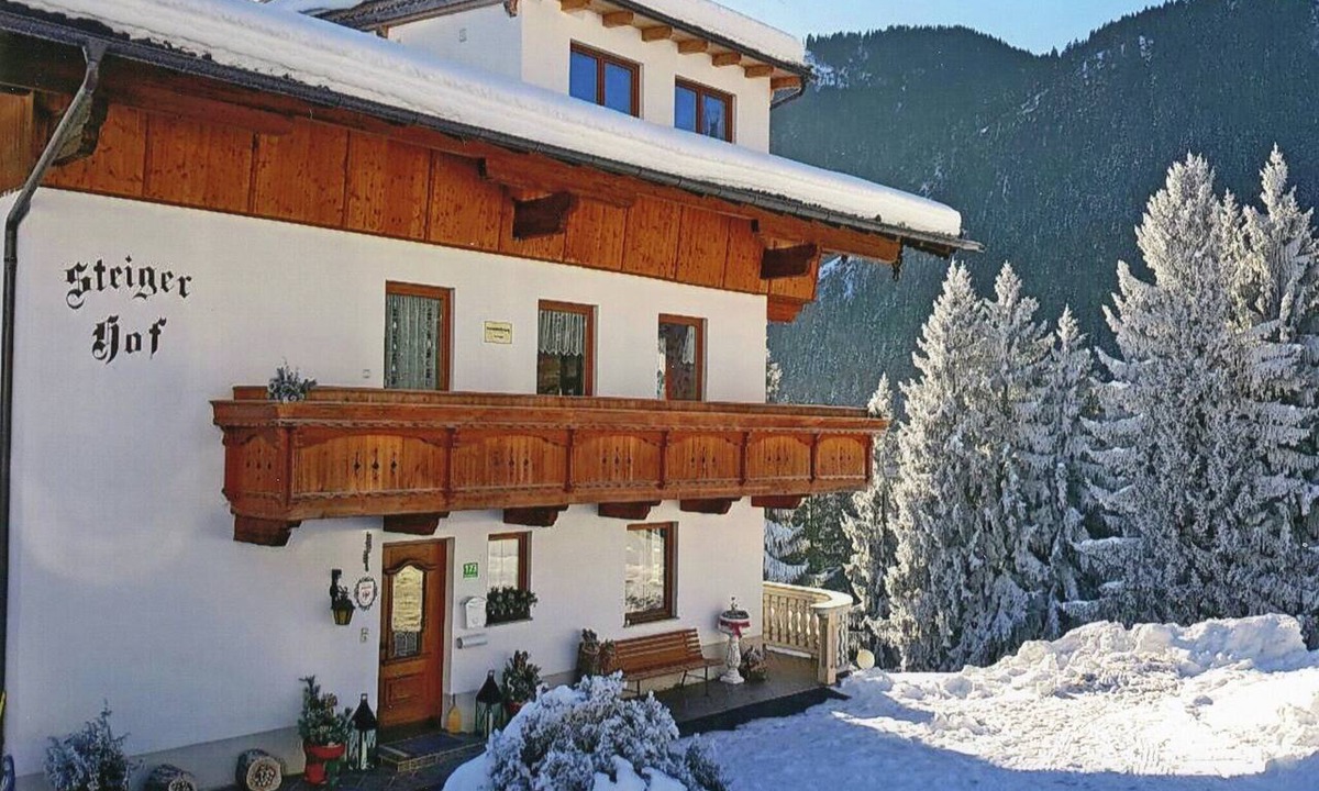 Fuegen Apartment | Apartment in Fügenberg near Ski Slopes