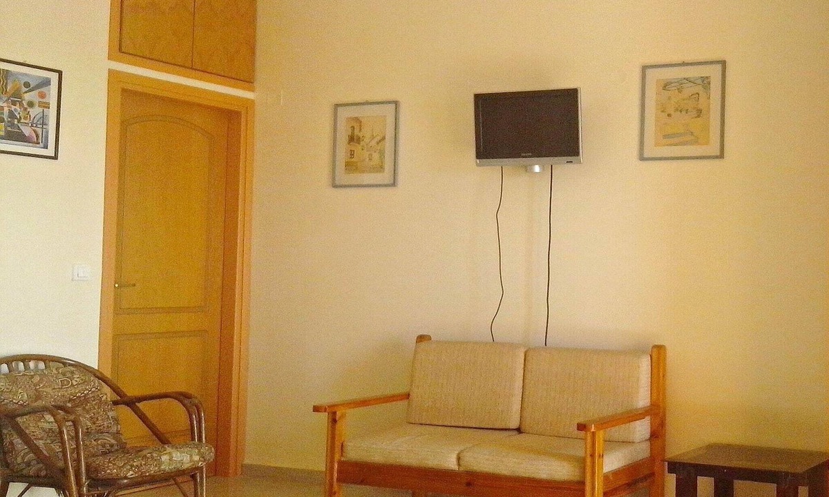 Ravdoucha Apartment | Apartment in Ravdoucha with Sea Views
