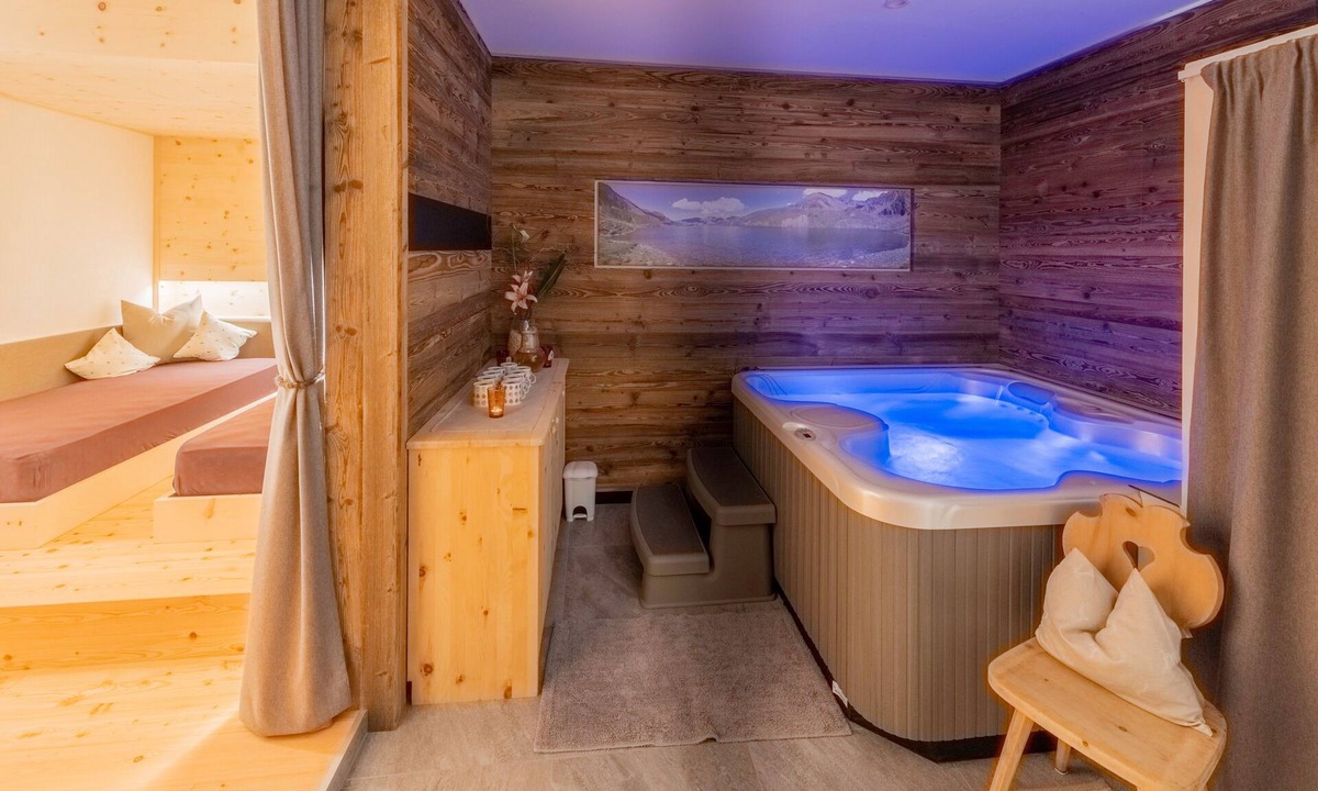 Malles Venosta Apartment | Apartment 'Inner Glieshof St. Sebastian' with Mountain View, Sunny South Balcony & Free Wi-Fi