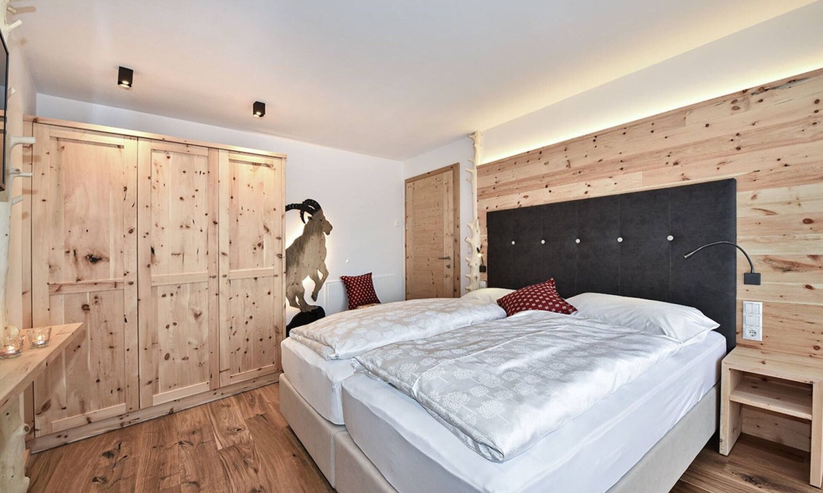 Sant'Andrea in Monte Apartment | Apartment 'Ban Rutzner Trametsch' with Mountain View, Shared Terrace and Wi-Fi
