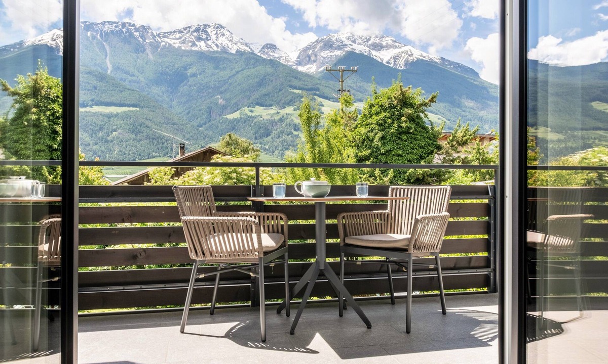 Silandro Apartment | Apartment 'Kortscherhof Apt Typ 4' with Mountain View, Shared Garden and Wi-Fi