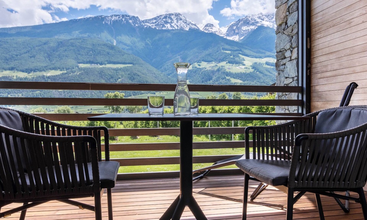 Silandro Apartment | Apartment 'Kortscherhof Depandance Apt 1' with Mountain View, Private Terrace and Wi-Fi