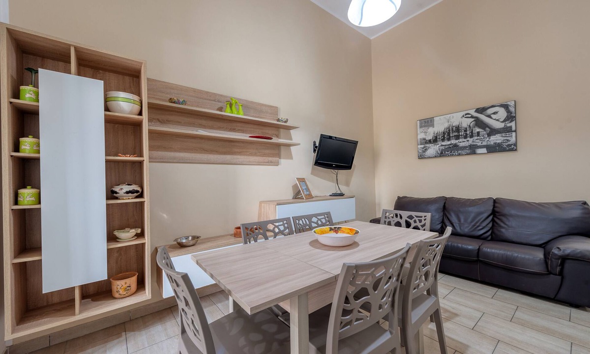 Castromediano House | Apartment 'La Terrazza Di Nonna Cecilia' with Private Terrace, Wi-Fi and Air Conditioning