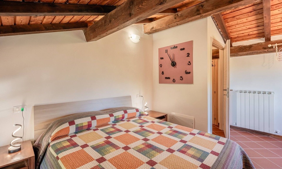 Casone Carpinelli Apartment | Apartment 'Le Due Cime' with Shared Garden and Wi-Fi