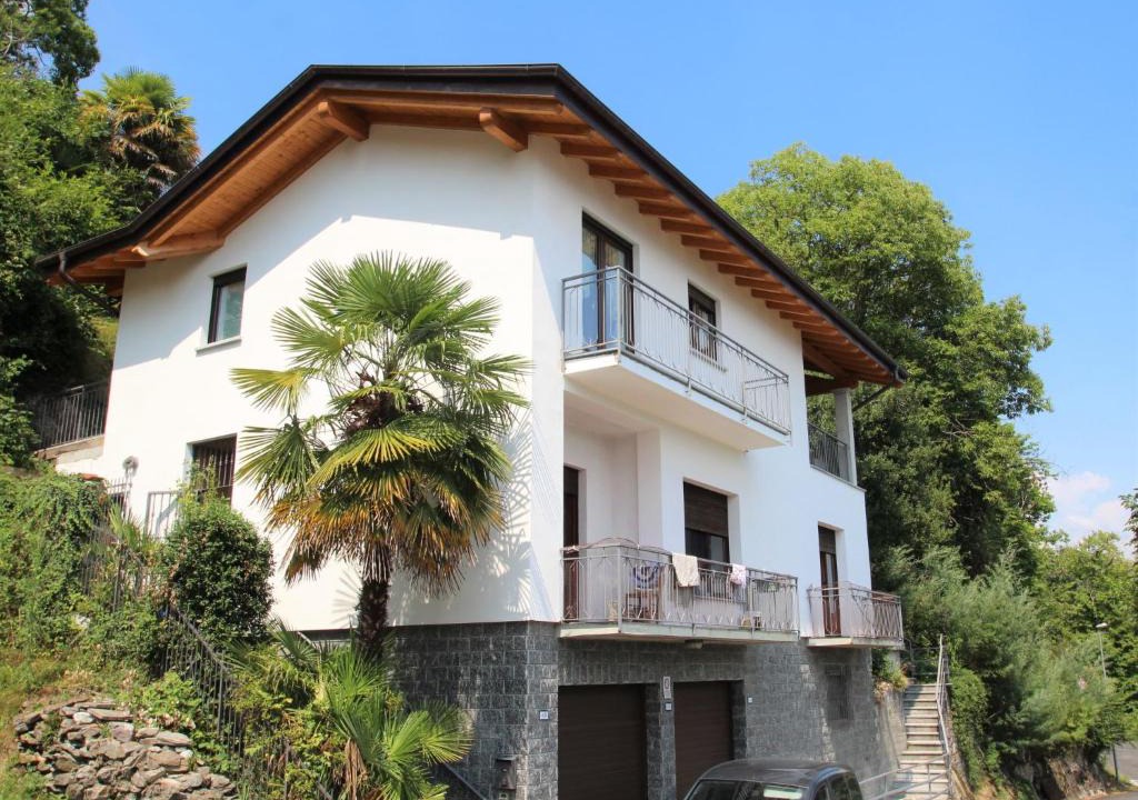 Piazza Apartment | Apartment Lucina by Interhome