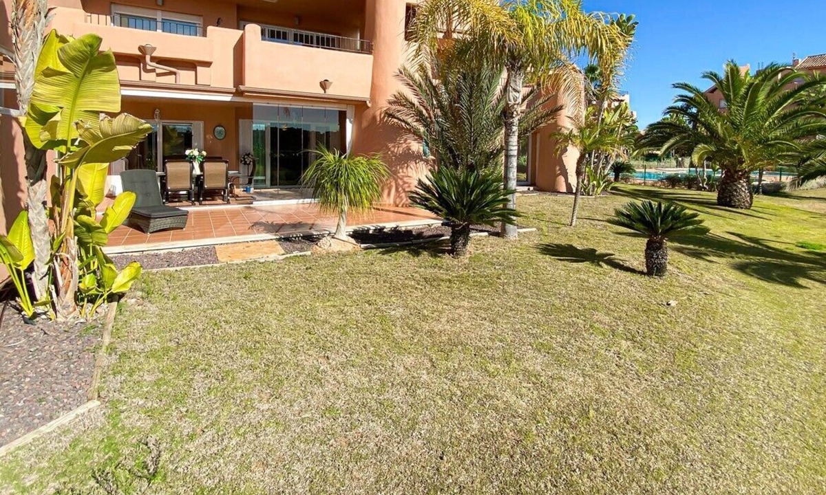 Torre-Pacheco Apartment | Apartment "Luxury South Facing GroundFloor" with Lake View, Pool & Wi-Fi