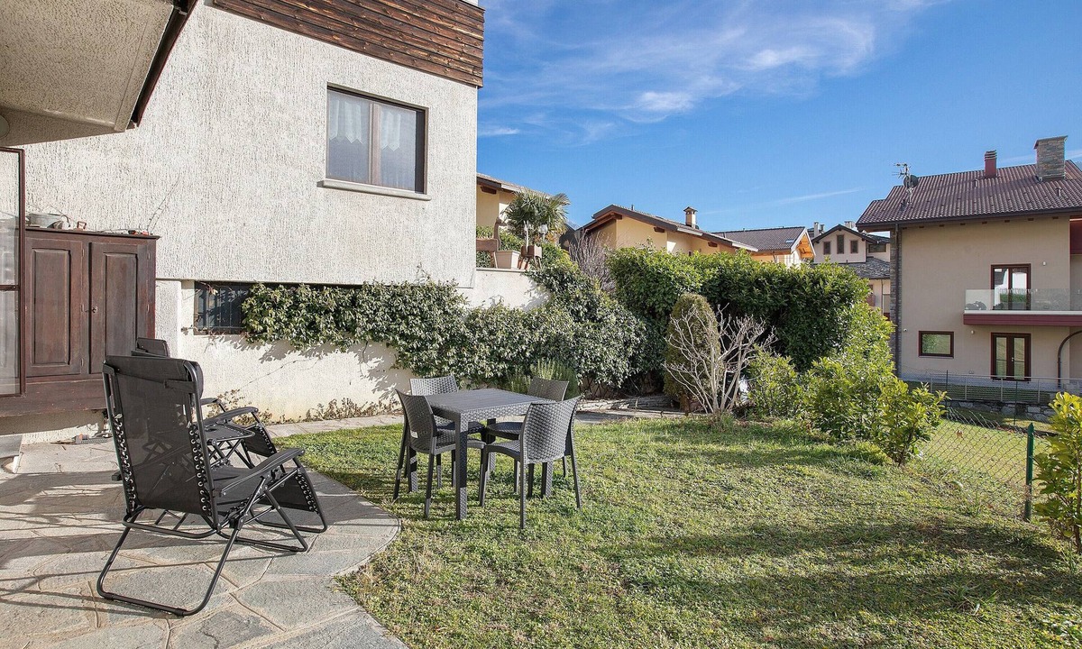 Panorama Apartment | Apartment 'Maison De Doi - Chatillon' with Mountain View, Private Garden and Wi-Fi
