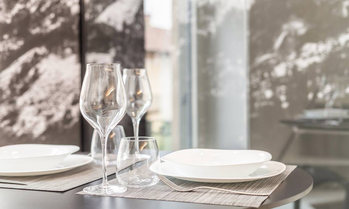 Lecco Apartment | Apartment "Mandello amorevole dimora in Lecco" with Air Conditioning