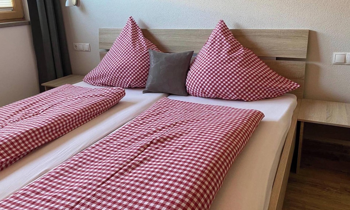 Hippach Apartment | Apartment 'Mario' with Mountain View, Private Terrace and Wi-Fi