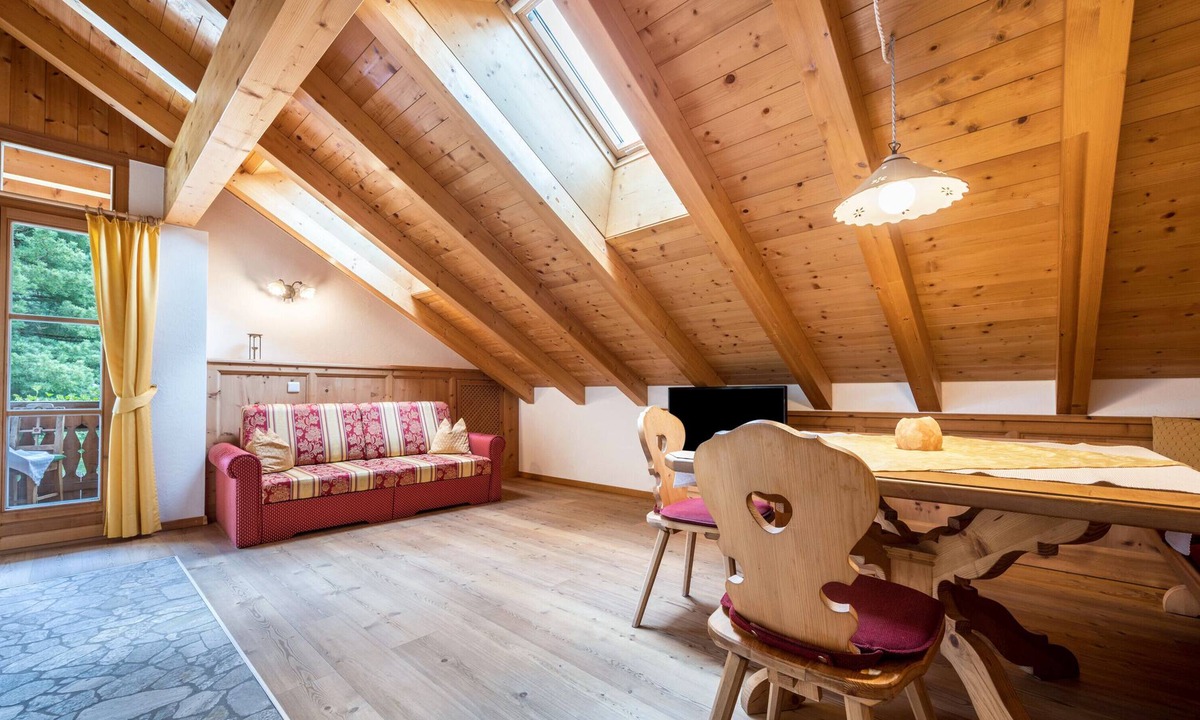 Anterselva Apartment | Apartment 'Mitterbruggehof Silberdistel' with Mountain View, Shared Garden and Wi-Fi