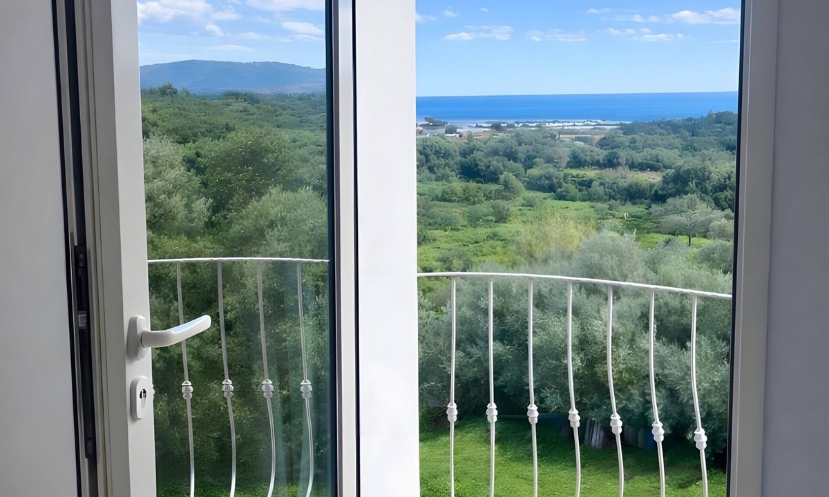 Agrustos Apartment | Apartment 'Perla' with Sea View, Balcony and Air Conditioning