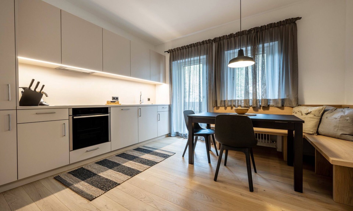 Bressanone Apartment | Apartment 'Plose 35' in strategic location with Mountain View, Balcony & Wi-Fi
