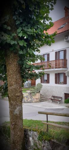 Tolmin Apartment | Apartment pri Damijanu