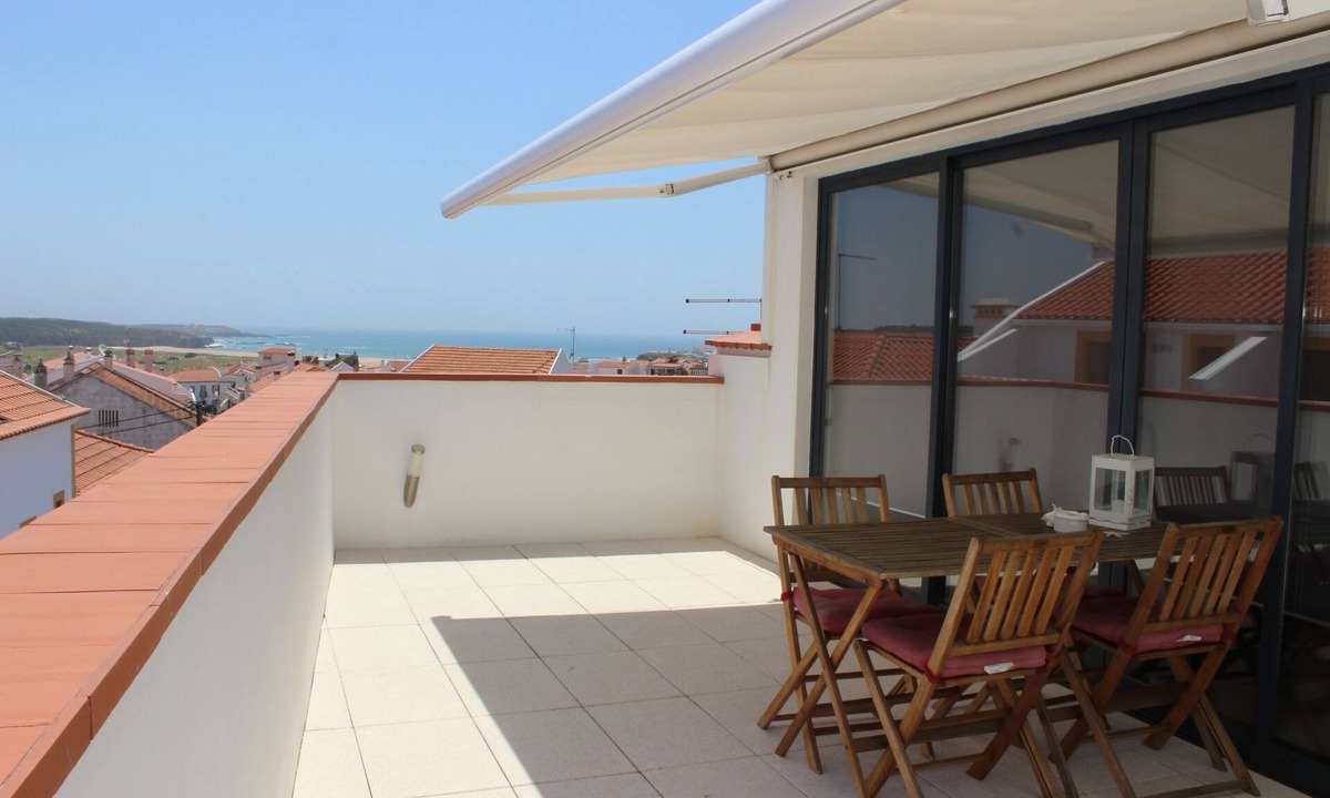 Vila Nova de Milfontes Apartment | Apartment-Ensuite-Terrace-Furnas