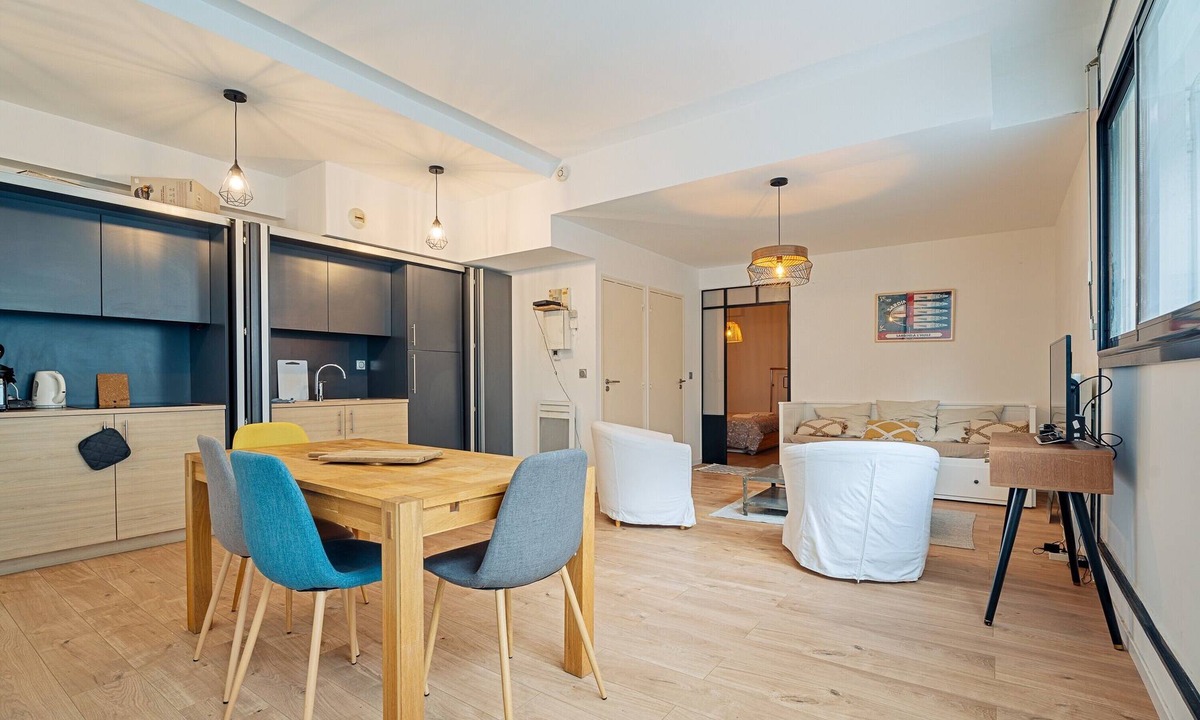 Dinan - Saint-Malo Apartment | Apartment 'Rennes Hyper Centre - Cosy' with Wi-Fi