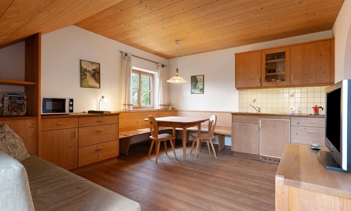 Renon Apartment | Apartment 'Rielingerhof' with Mountain View, Shared Terrace and Wi-Fi