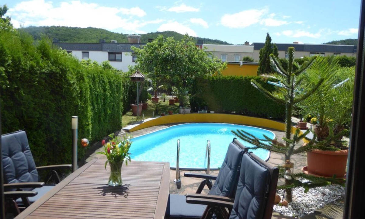 Thale Apartment | Apartment rosehip path